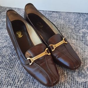 Vintage Gucci sz 7 brown pumps heels